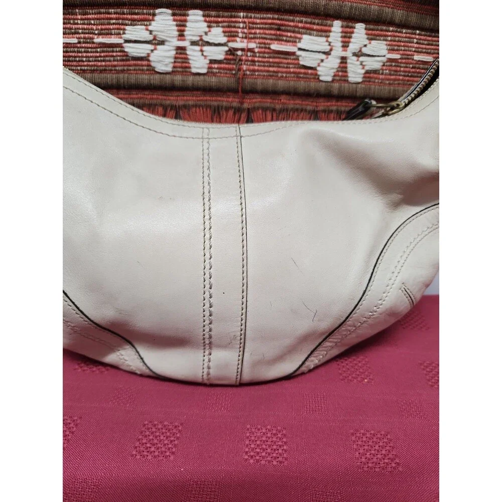 Vintage Y2K  Coach Soho Dylan Leather Hobo Bag 10042  In Bone Original Hang Tag